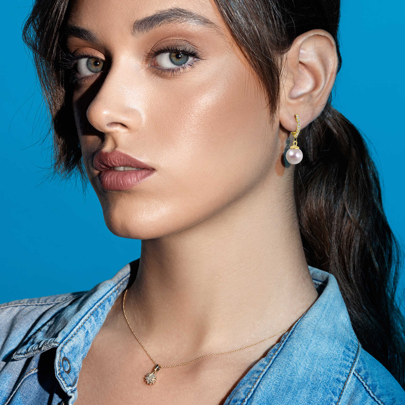 עגיל יהלומים בשילוב פנינה