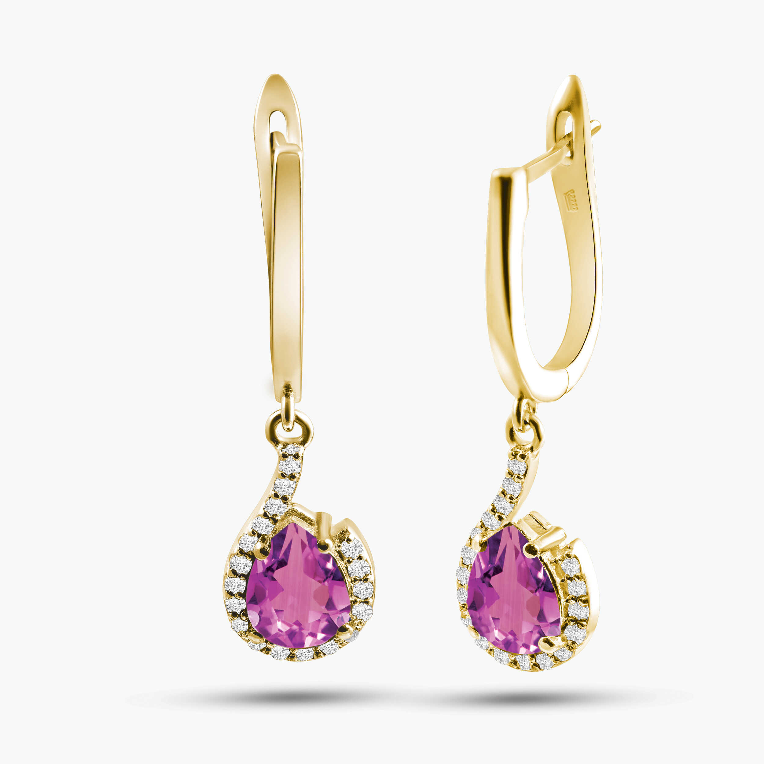 עגילי יהלומים וספיר ורודה מסדרת Lumiere