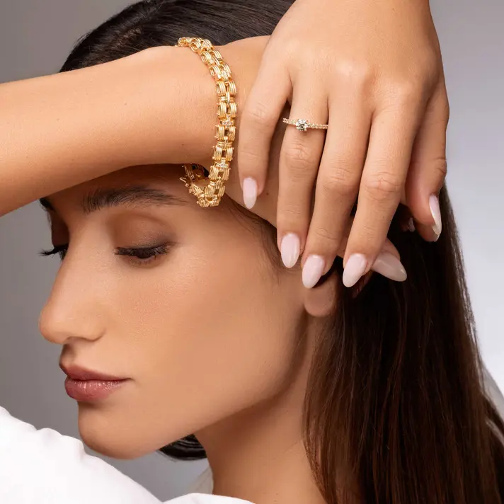 צמיד קים זהב משובץ