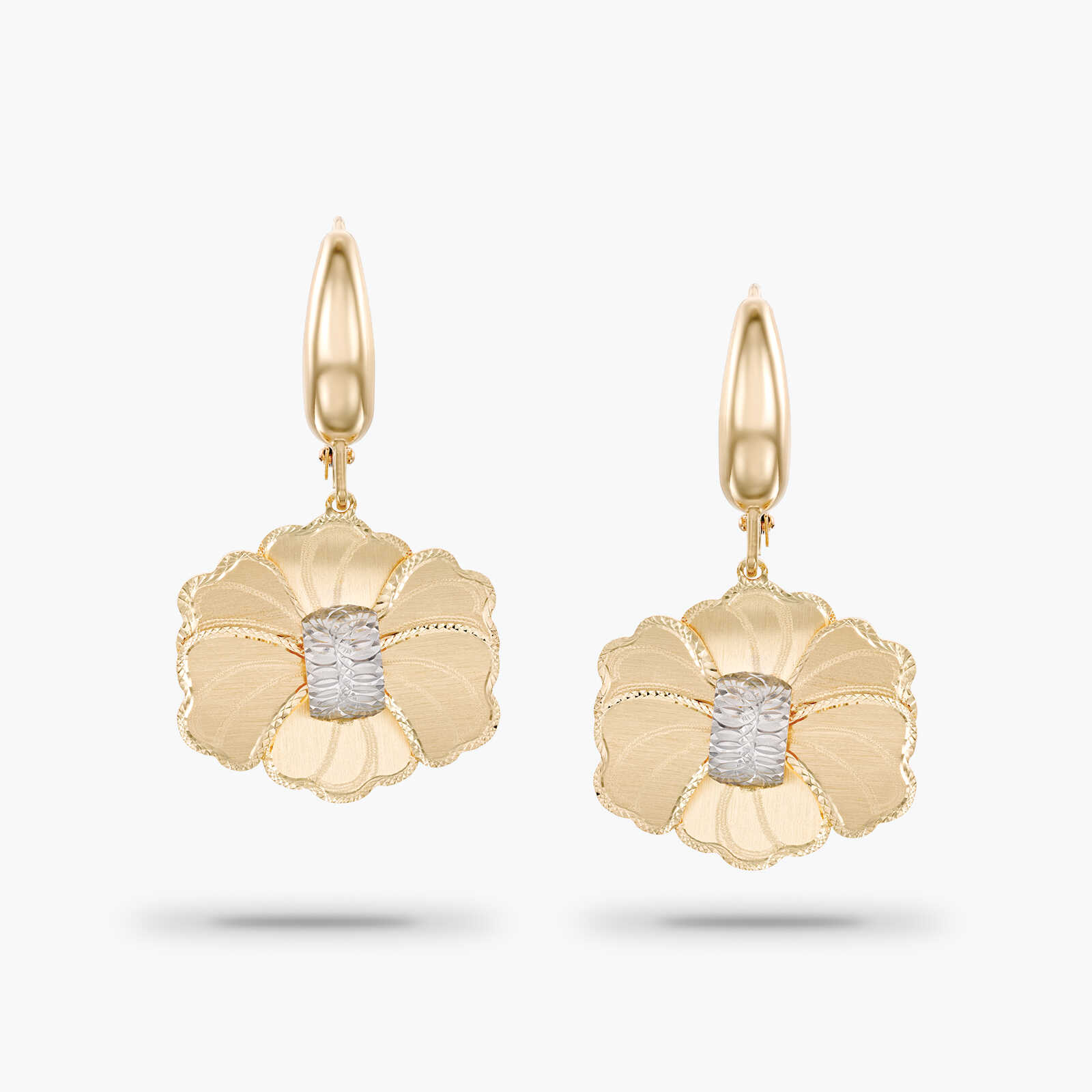 עגיל זהב פרח