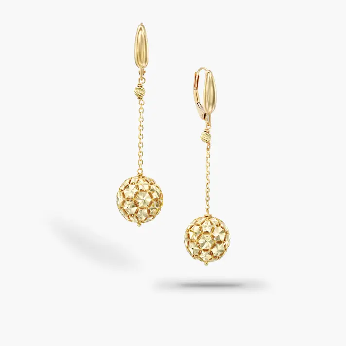 עגילים עם כדורים