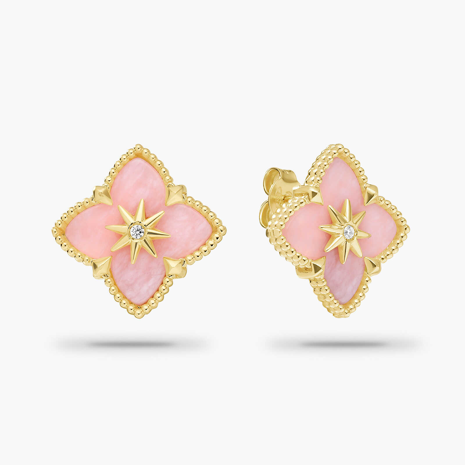 עגילי תלתן זהב צמודים עם פינק אופל