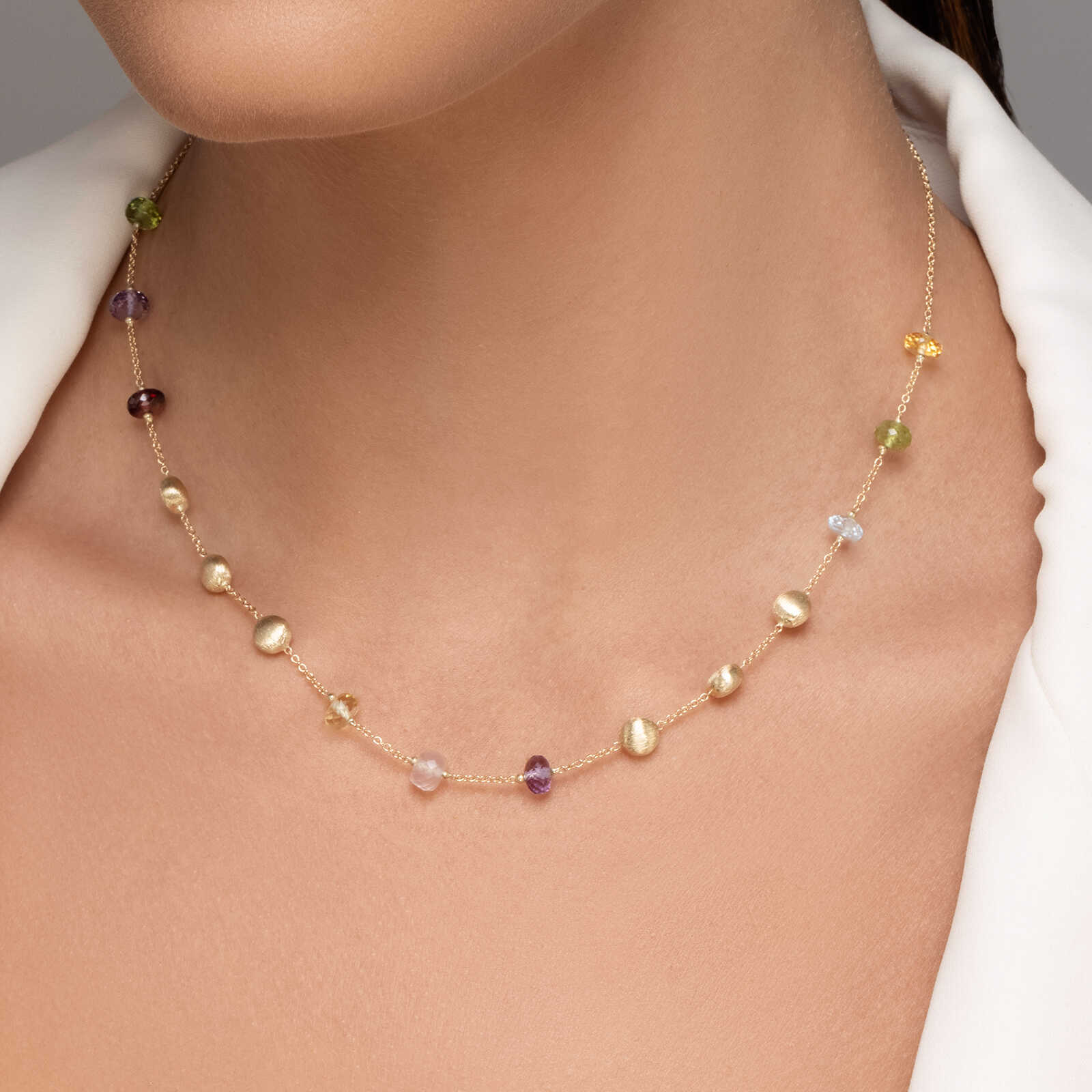 שרשרת לוטוס משובצת אבני חן