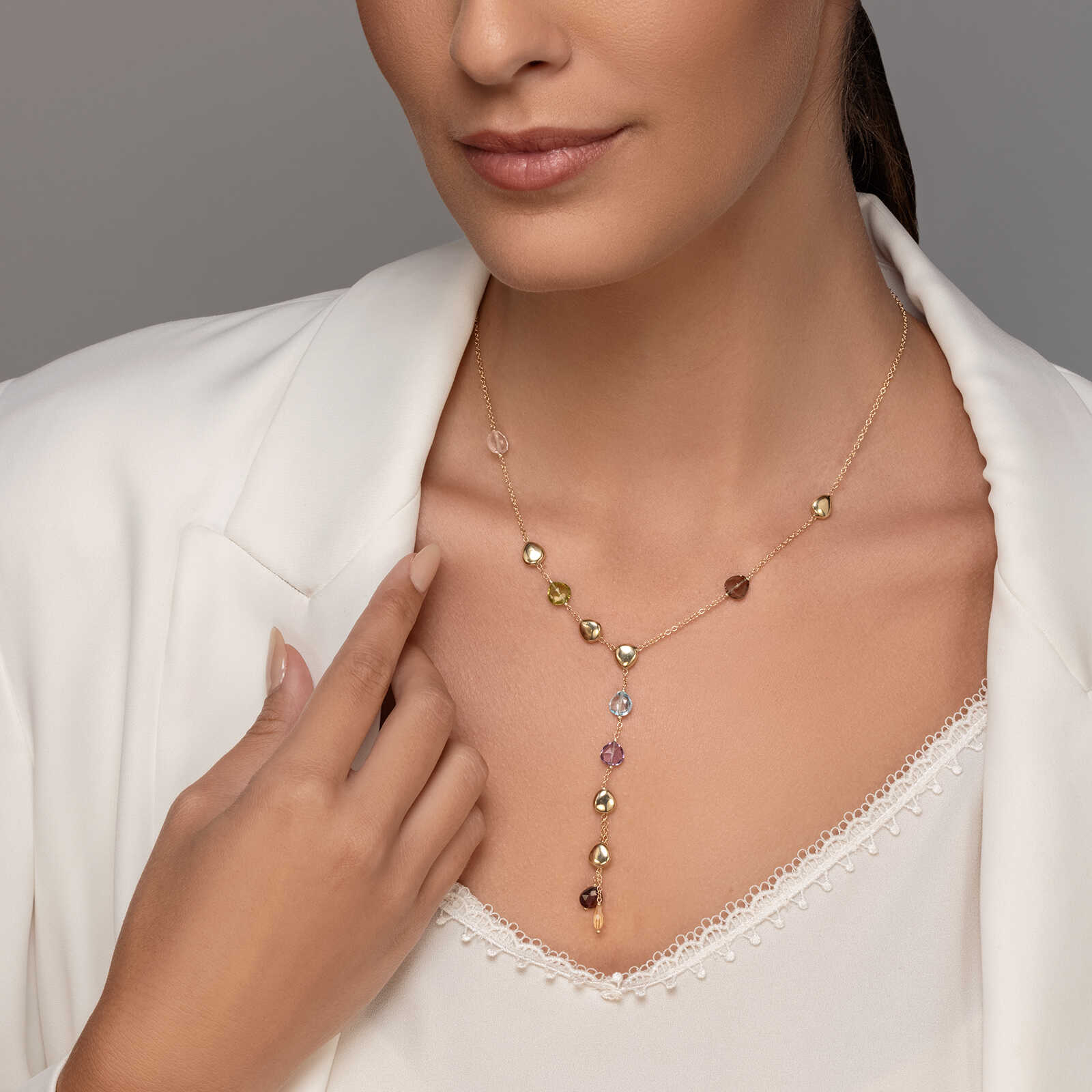 שרשרת לילי משובצת אבני חן