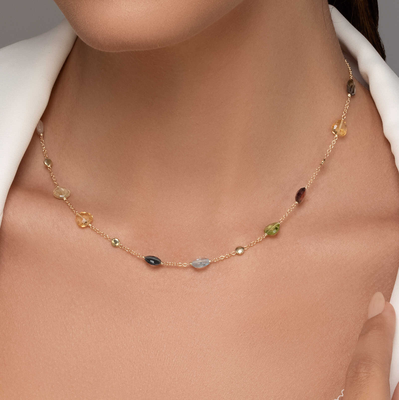 שרשרת עינב משובצת אבני חן