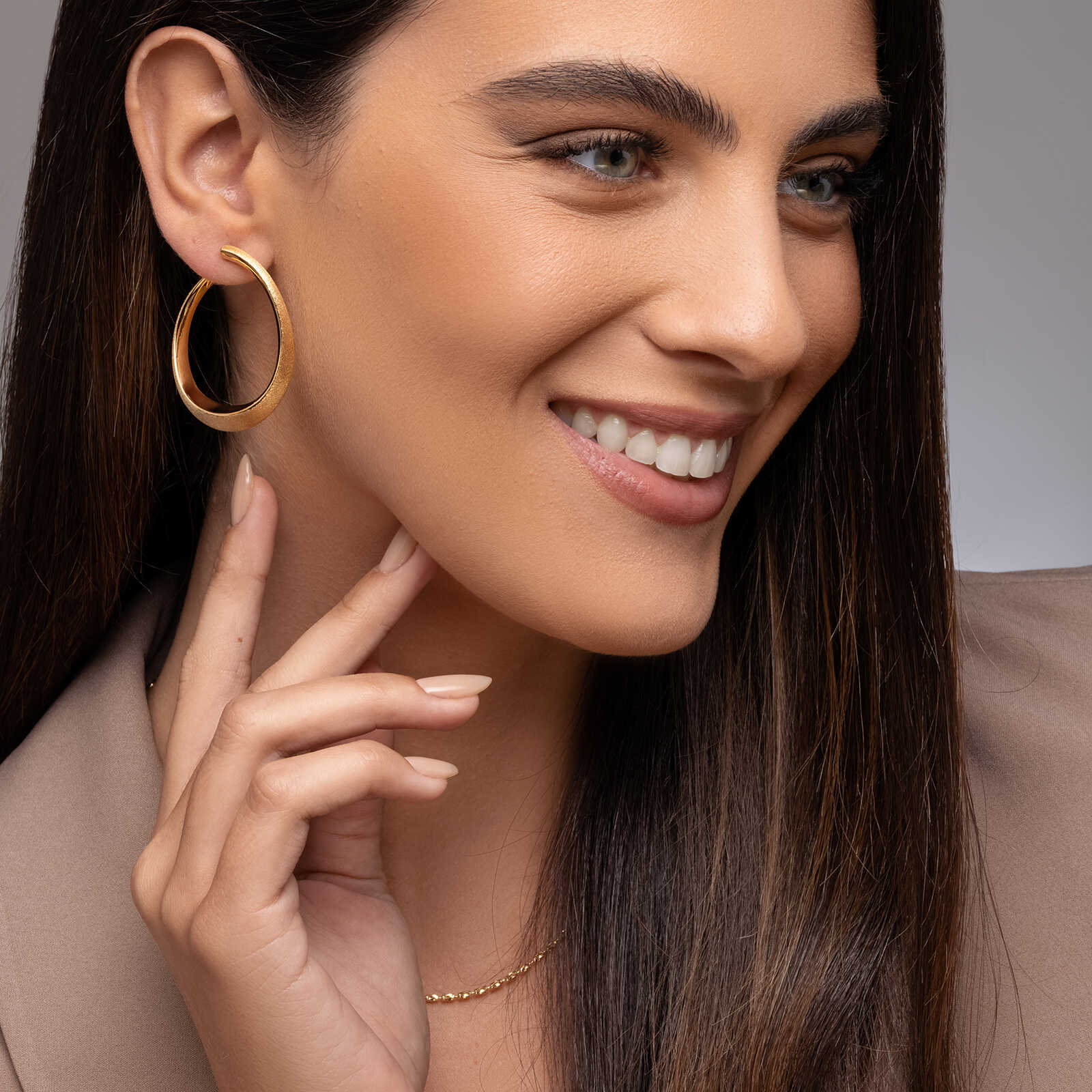 עגילי חישוק תהל בגימור מט