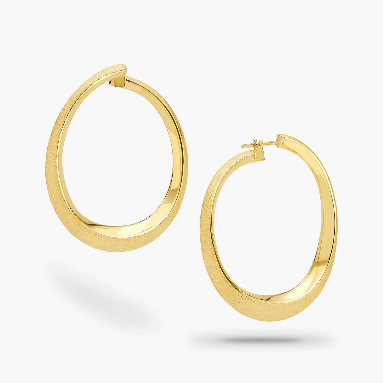 עגילי חישוק תהל בגימור מט