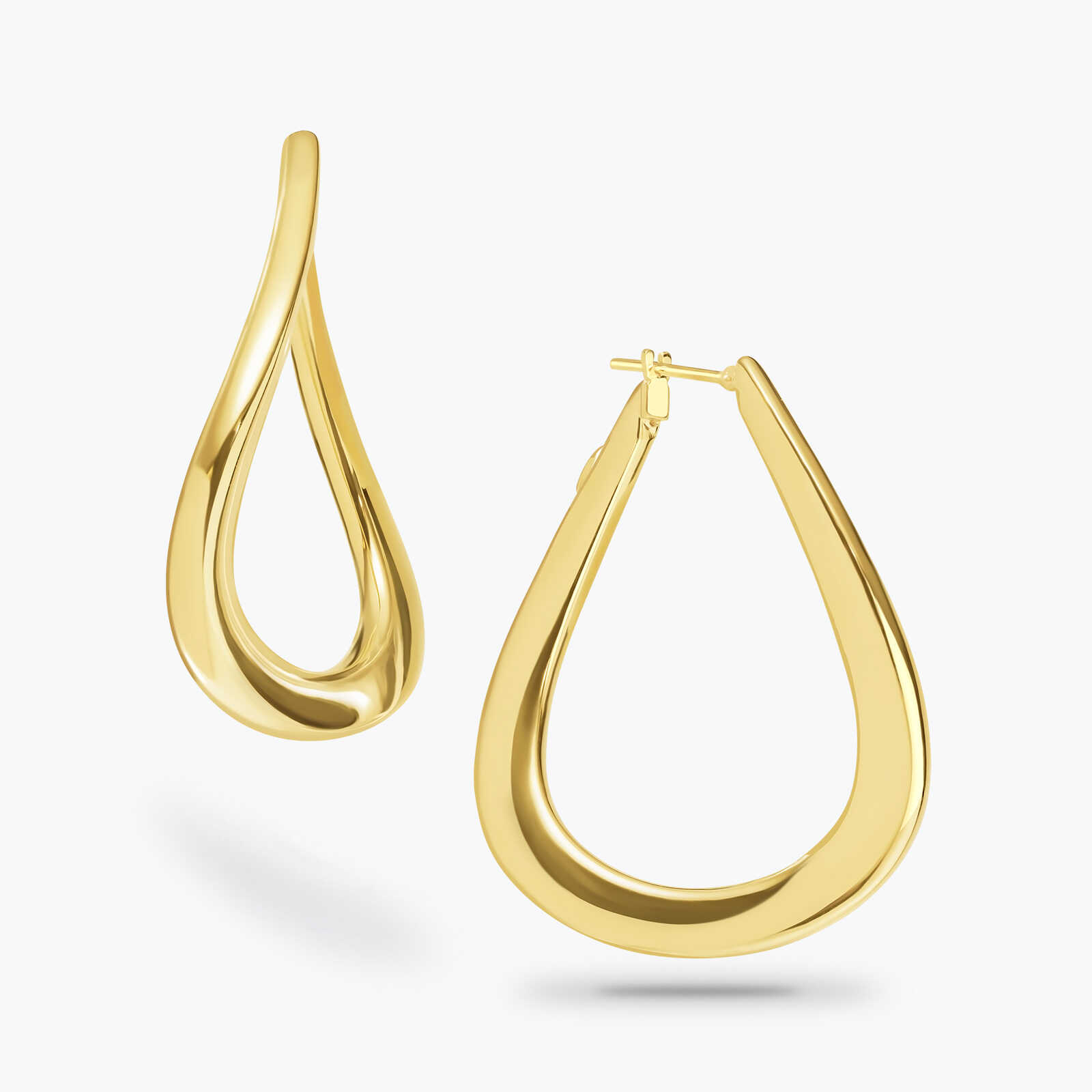 עגילי זהב בזווית מעוגלת