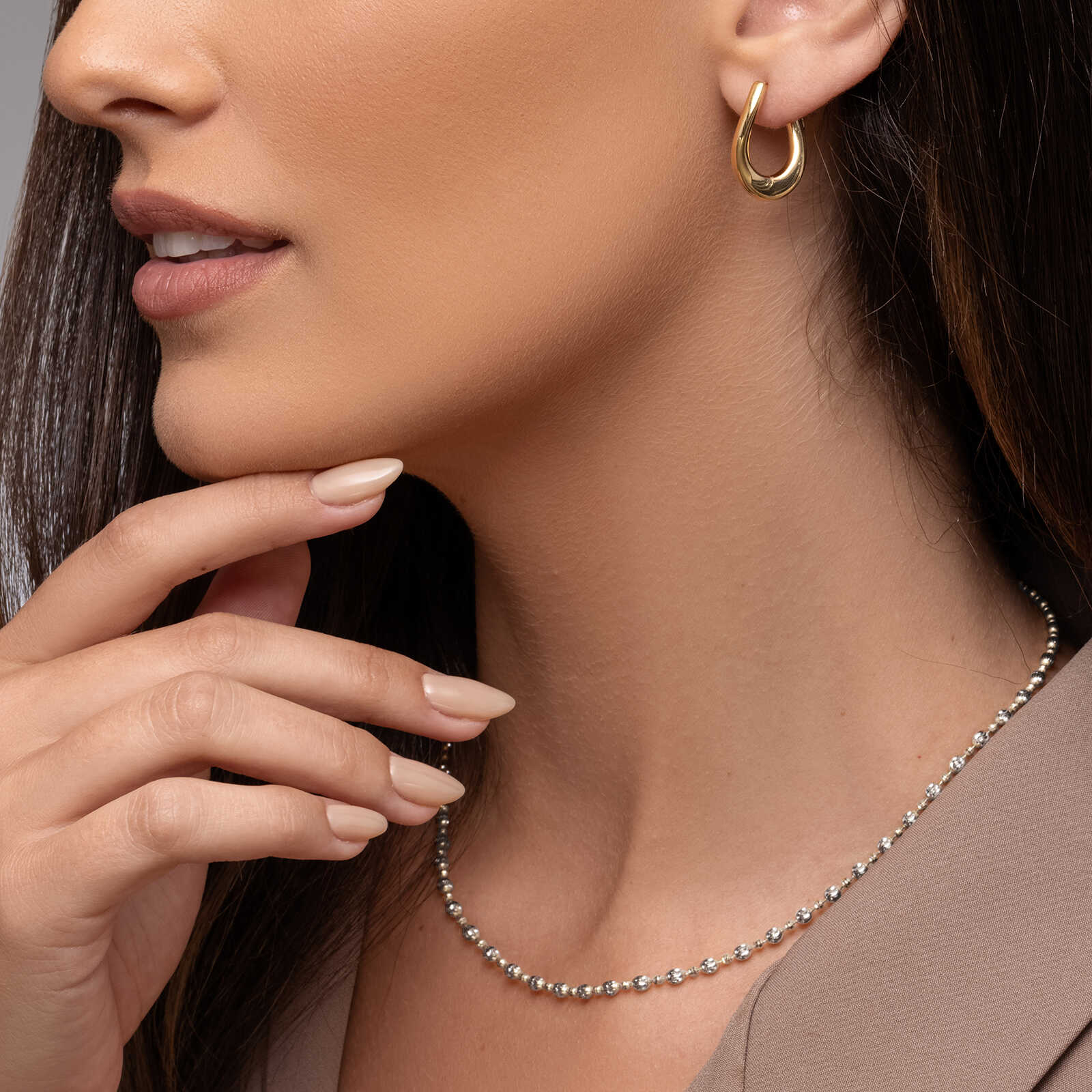 שרשרת לייזה- כדורי זהב לבן