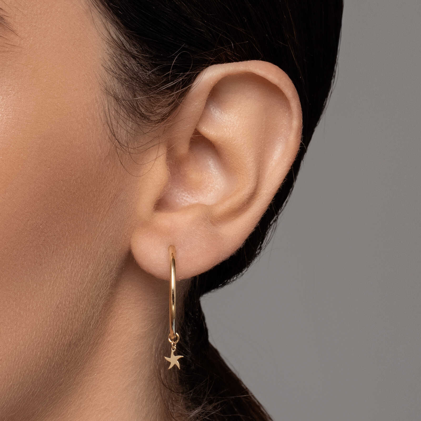 עגילי חישוקי רב תכליתיים מזהב עם כוכבי ים