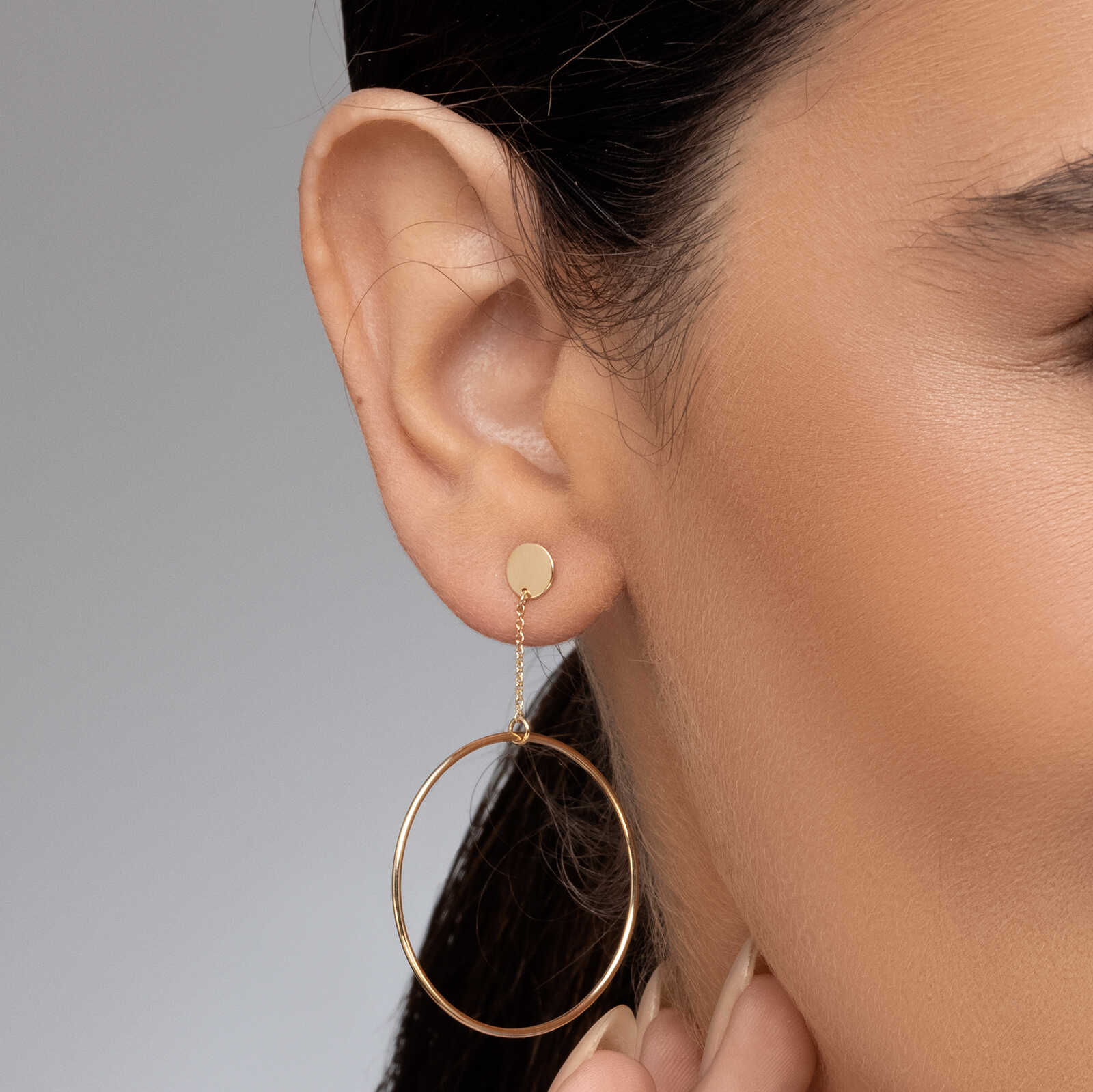 עגילי חישוק תלוי מזהב