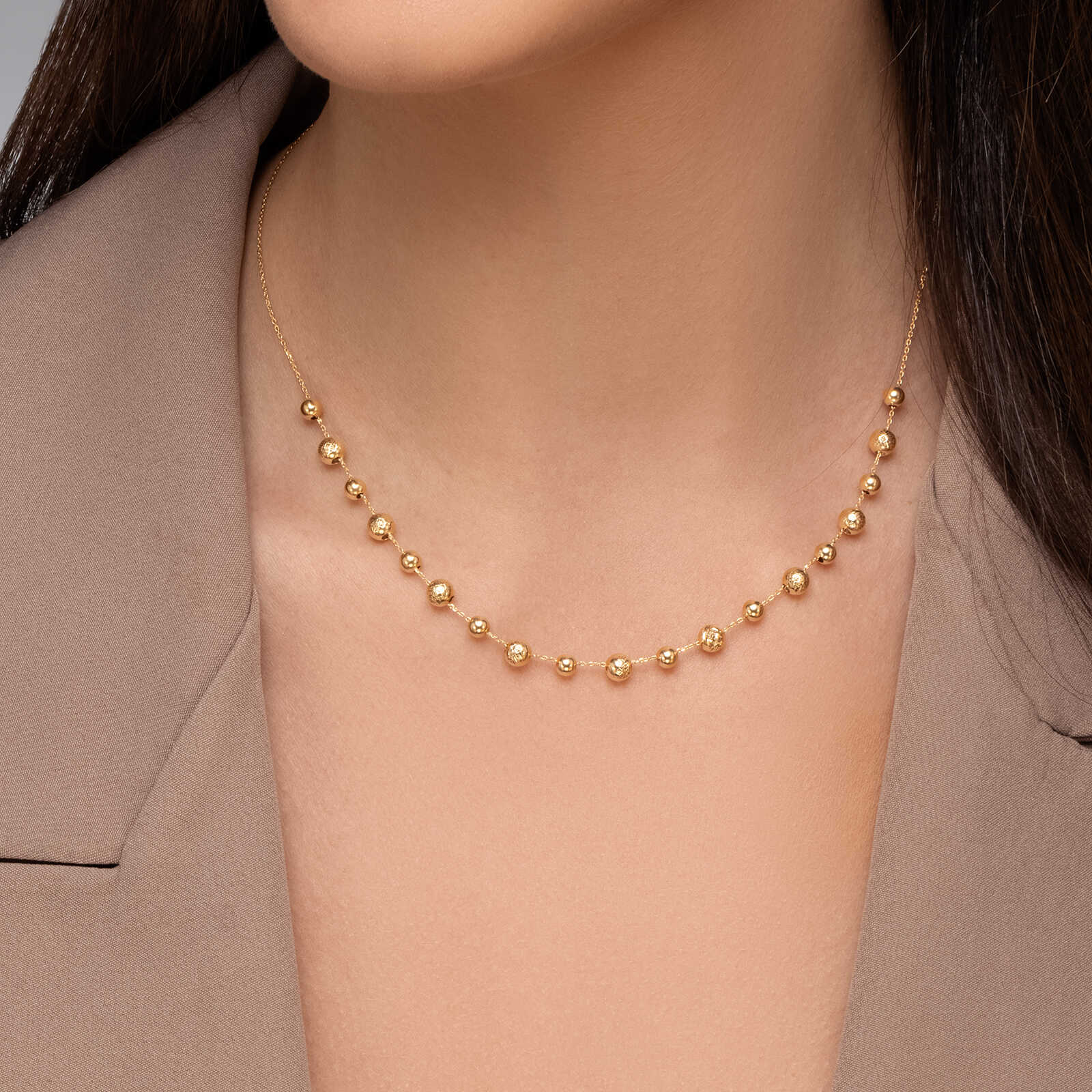 שרשרת ולנסיה זהב בשילוב כדורי זהב