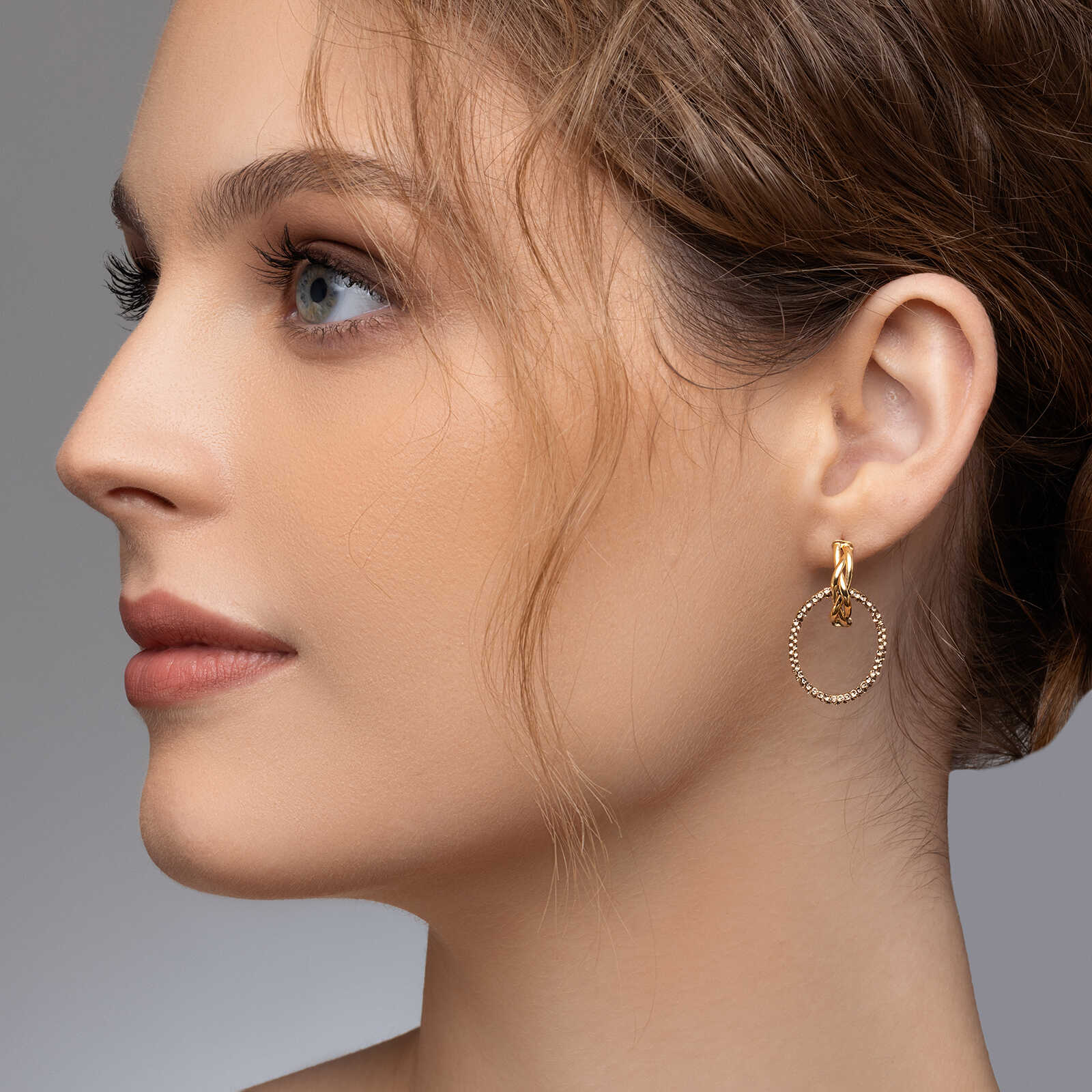 עגילי זהב ELLA בשיבוץ זירקונים חומים