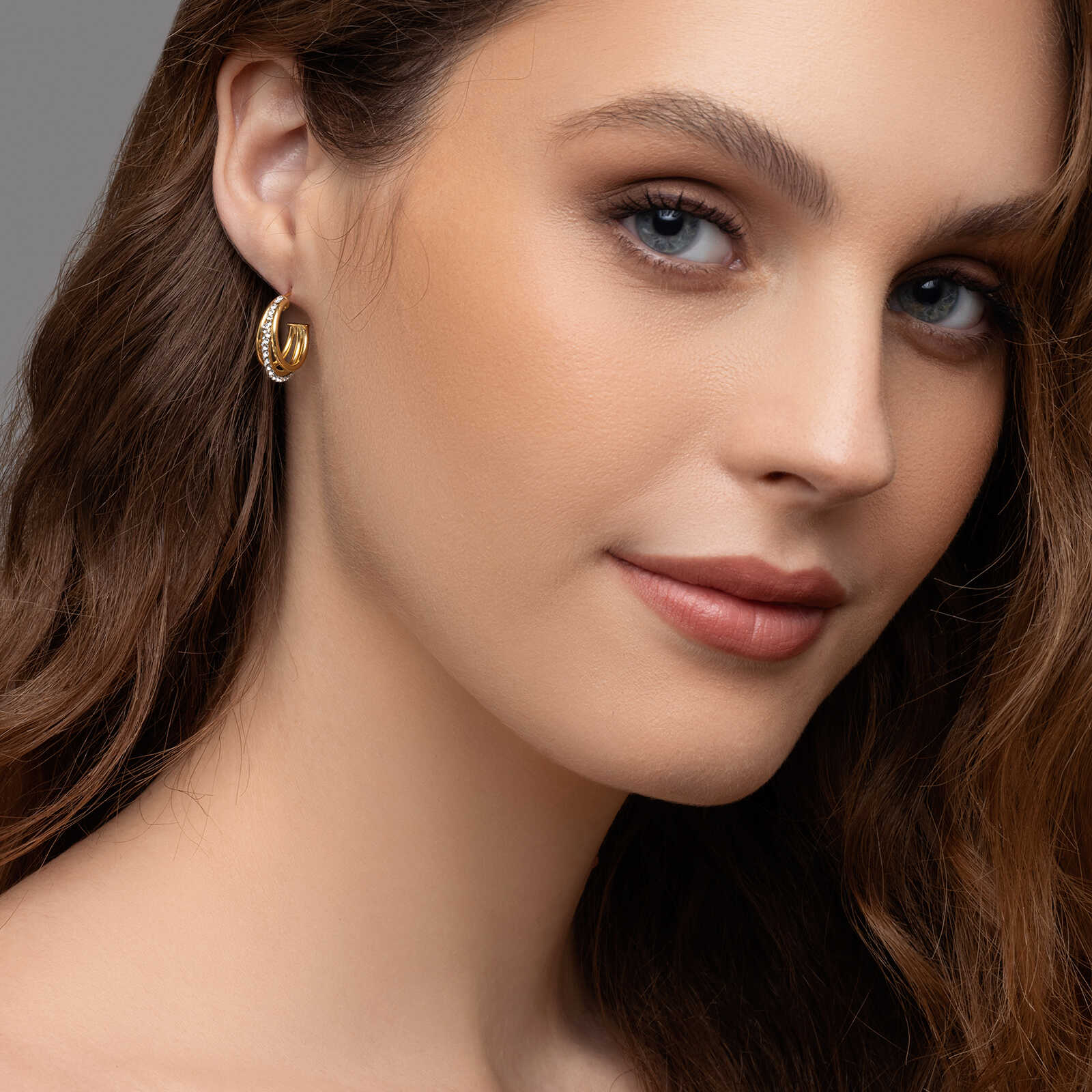 עגילי זהב קשתות בשיבוץ אבני סברובסקי