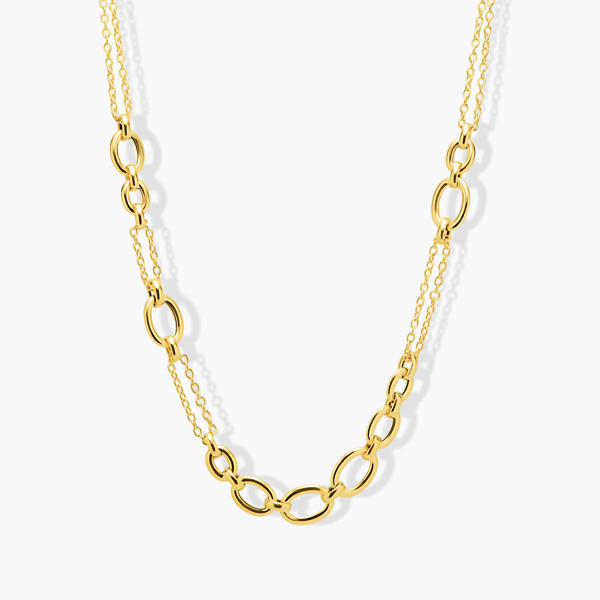 שרשרת זהב עם חוליות שונות