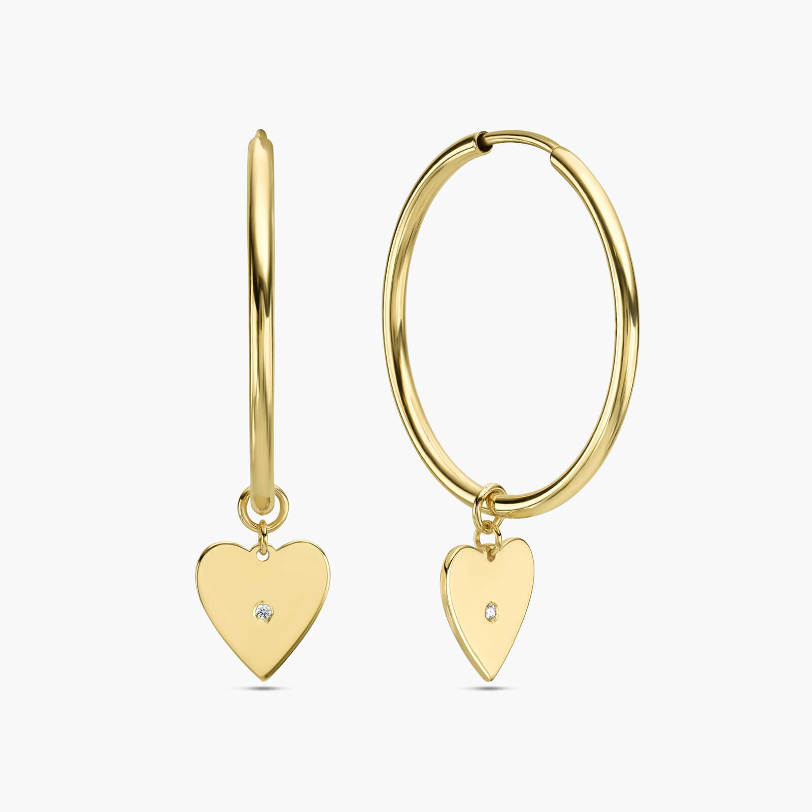 עגילי חישוק בשיבוץ תליון לב עם זרקון