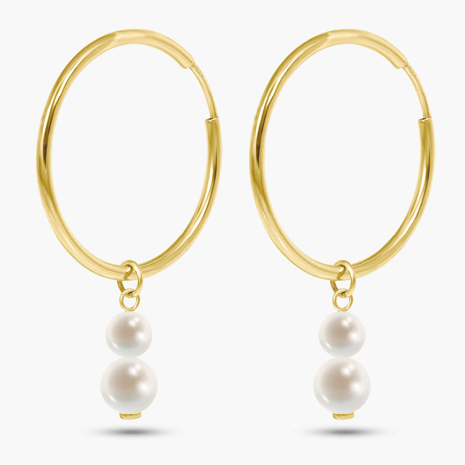 עגילי חישוק 14K בשילוב צ'ארם פנינים