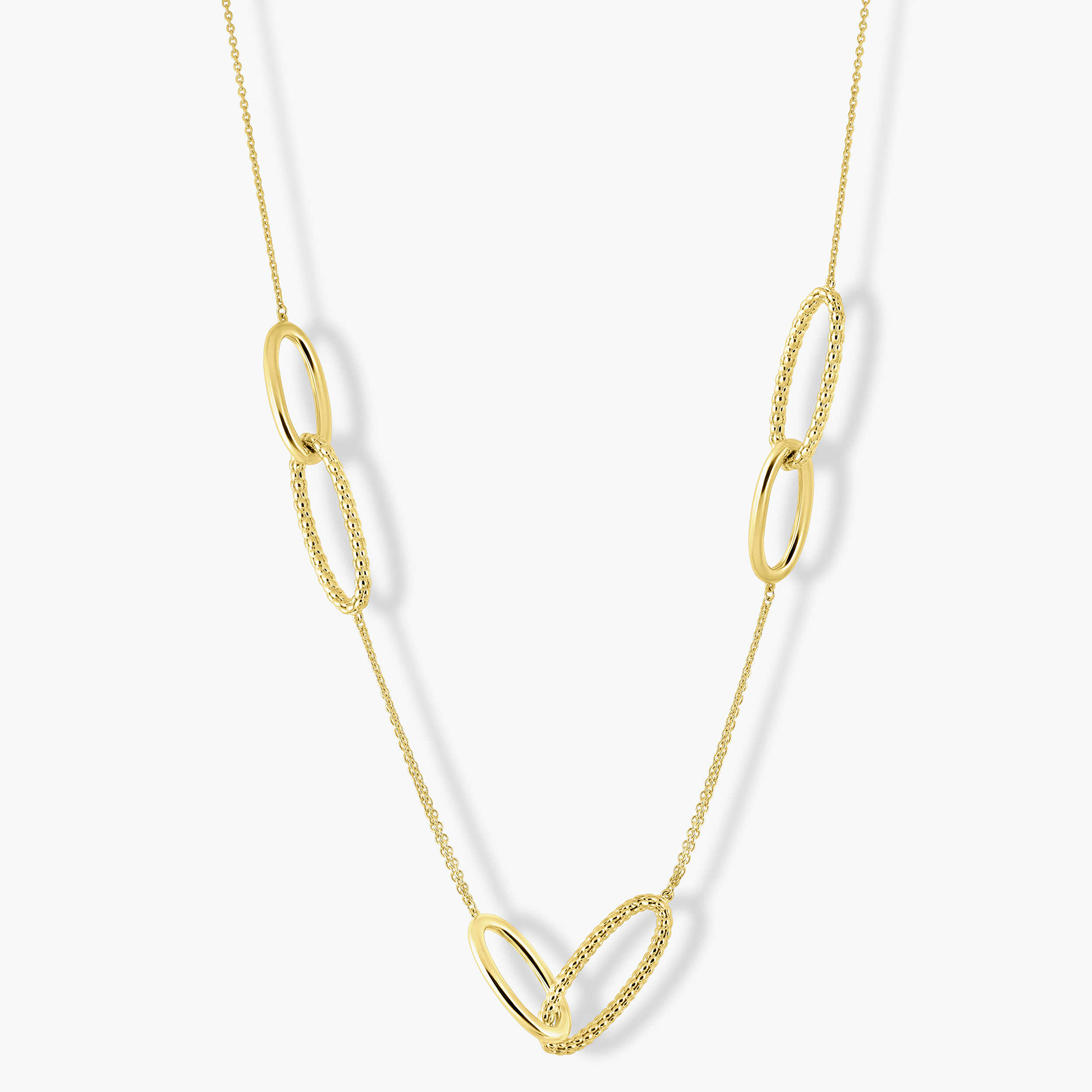 שרשרת זהב בשילוב חוליות אובאליות