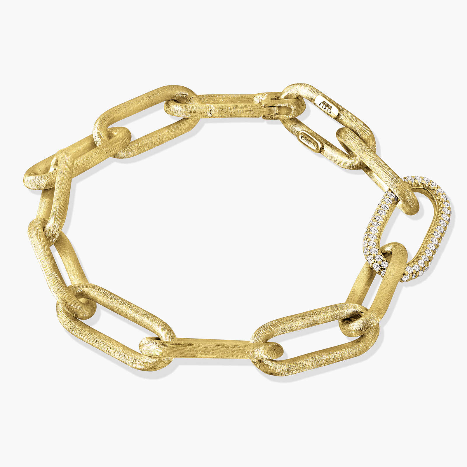 צמיד זהב 14K מחוליות בגימור מט ושיבוץ זרקונים נוצצים.
