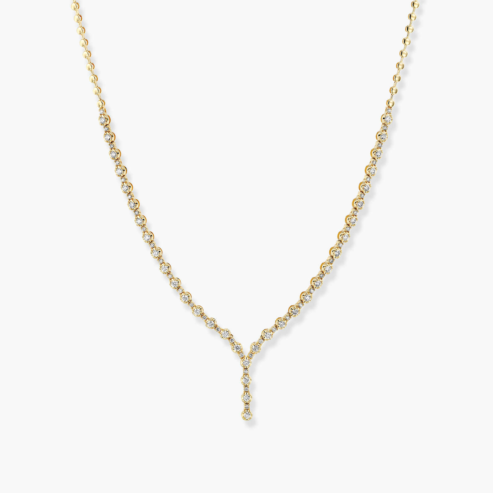 שרשרת זהב בשיבוץ יהלומים באורך 47 ס"מ