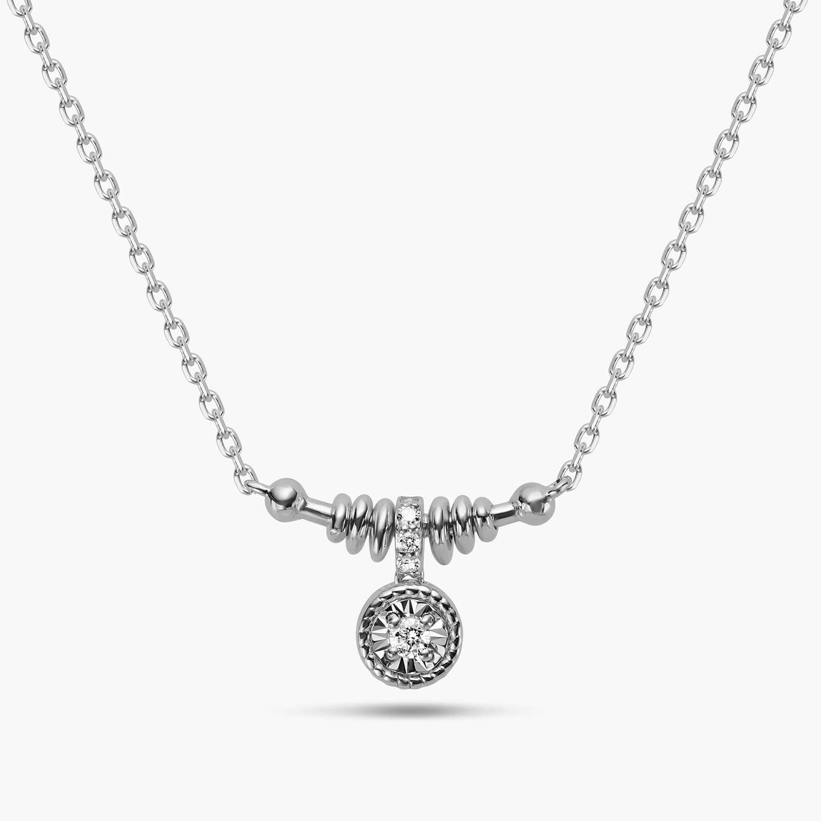 שרשרת זהב משובצת יהלום סוליטר