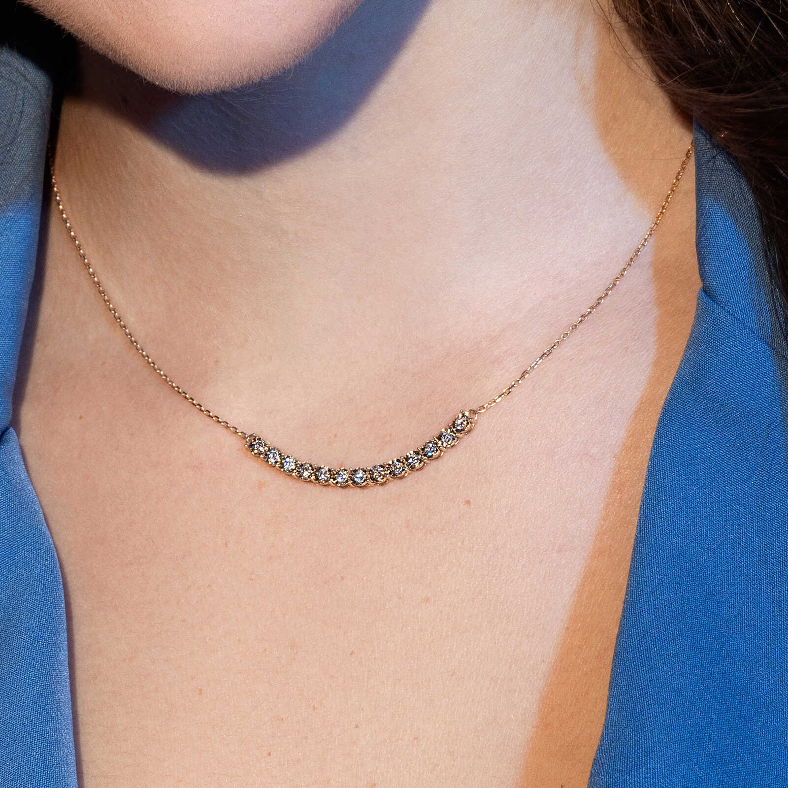 שרשרת זהב משובצת יהלומים