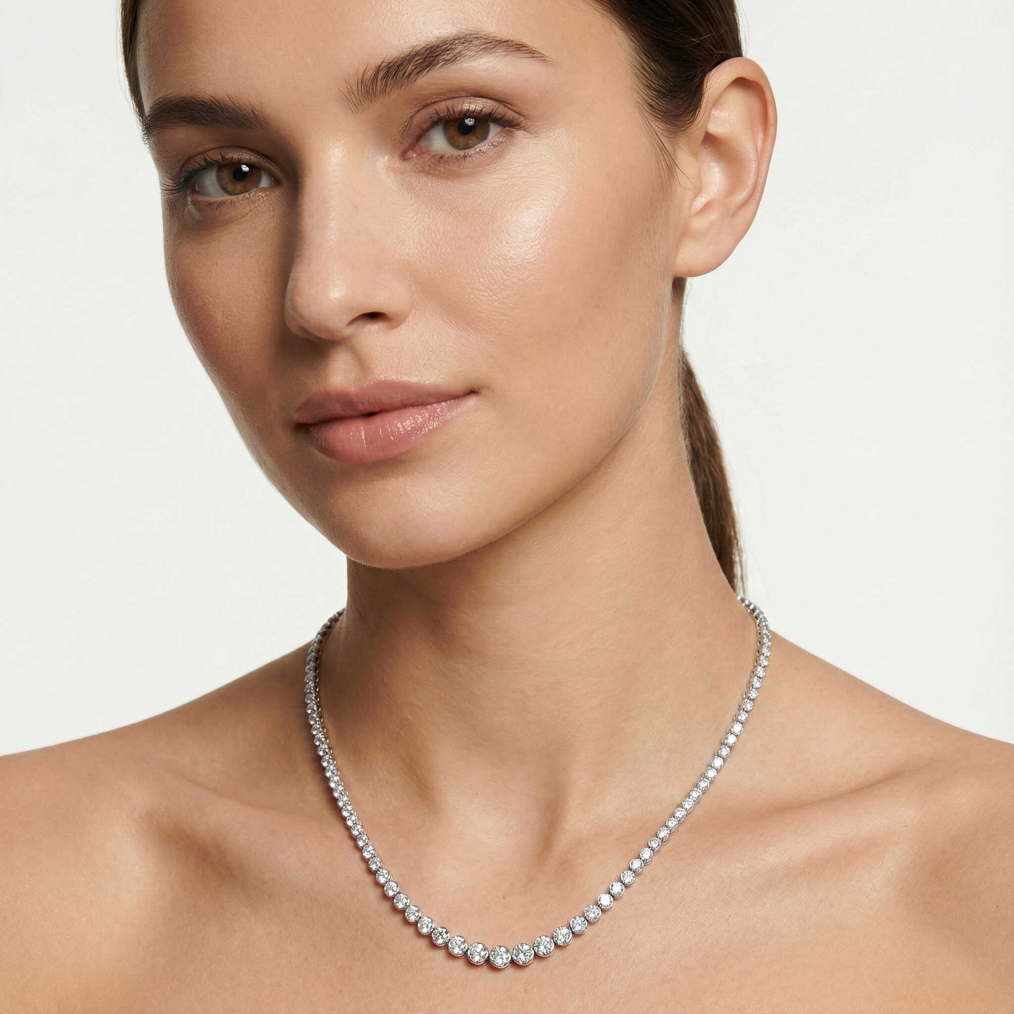 שרשרת טניס זהב לבן 14K משובצת יהלומים