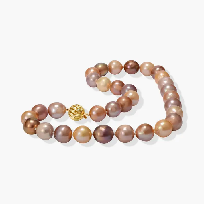 מחרוזת פנינים צבעוניות בקוטר 15 מ"מ