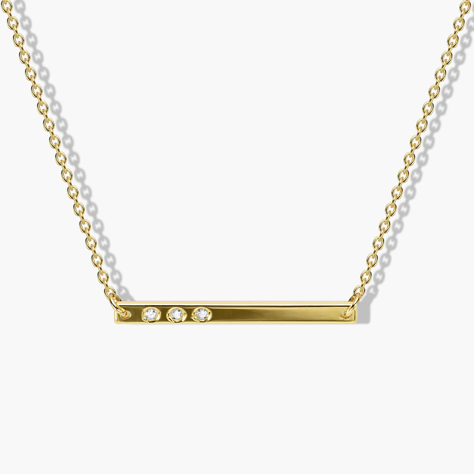 שרשרת זהב עם תליון פס משובץ יהלומים