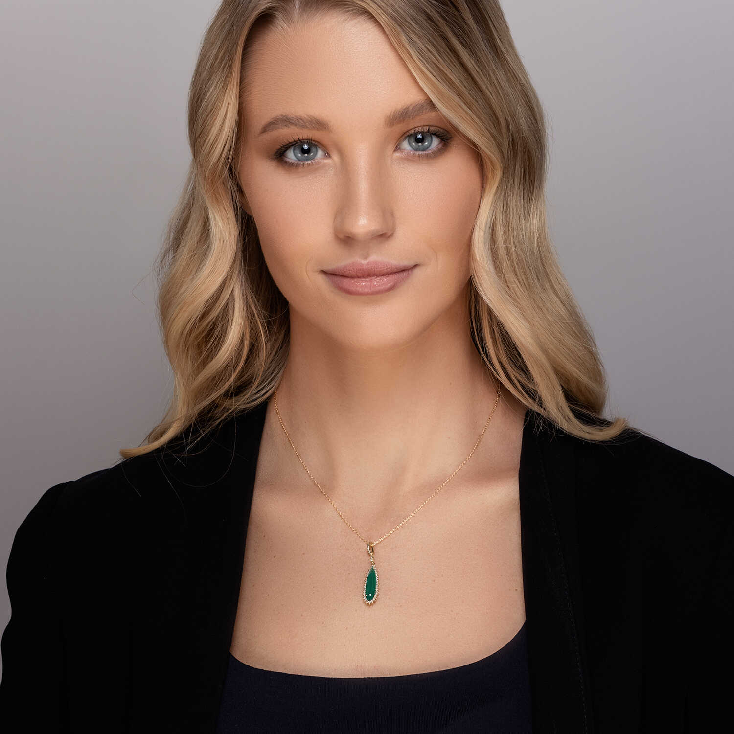 תליון זהב טיפה משובץ יהלומים ואגת באורך  3.5 ס"מ