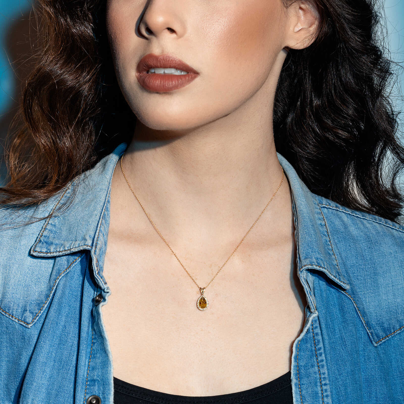 תליון טיפה בשיבוץ יהלומים וסמוקי קוורץ