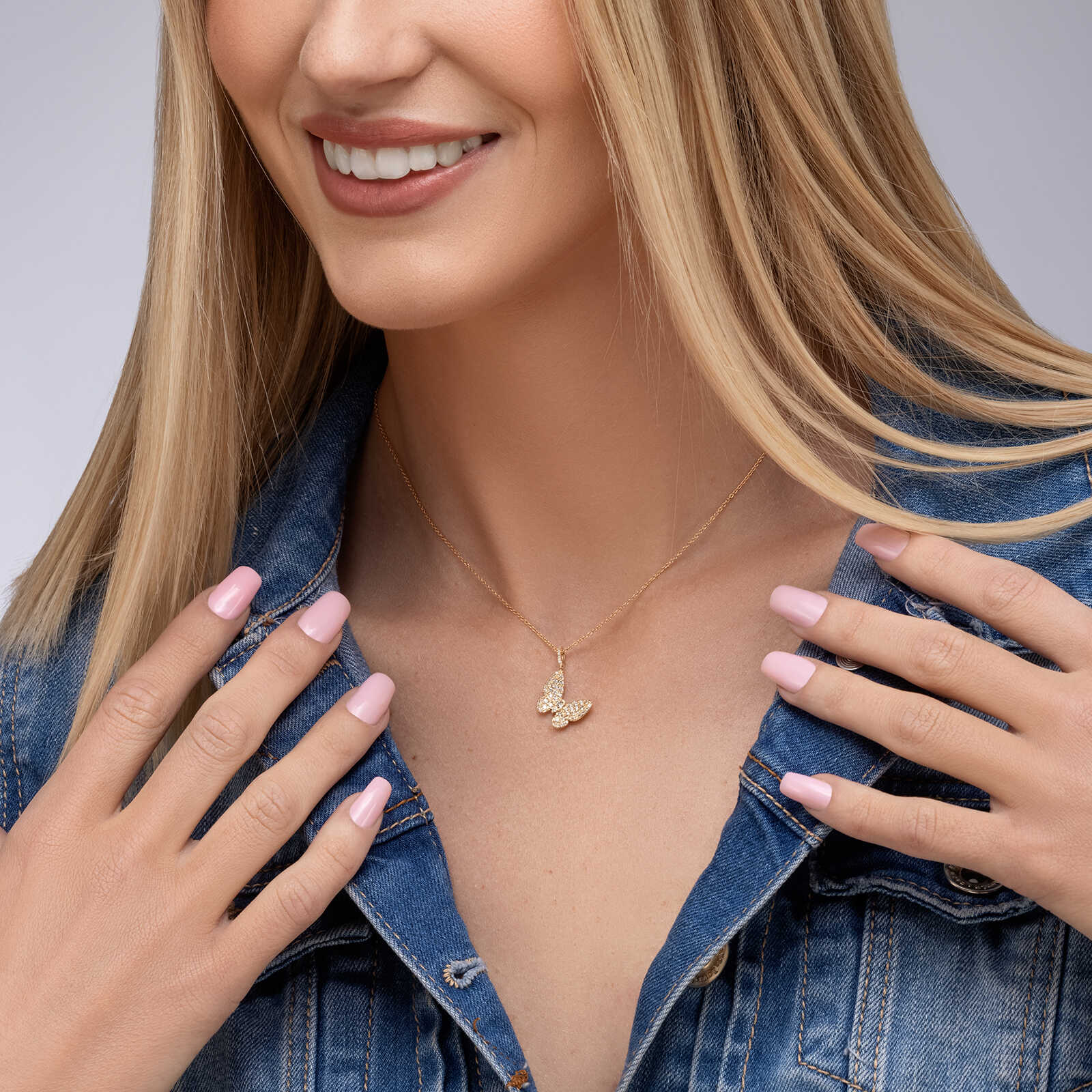 תליון FLY פרפר זהב לבן ויהלומים