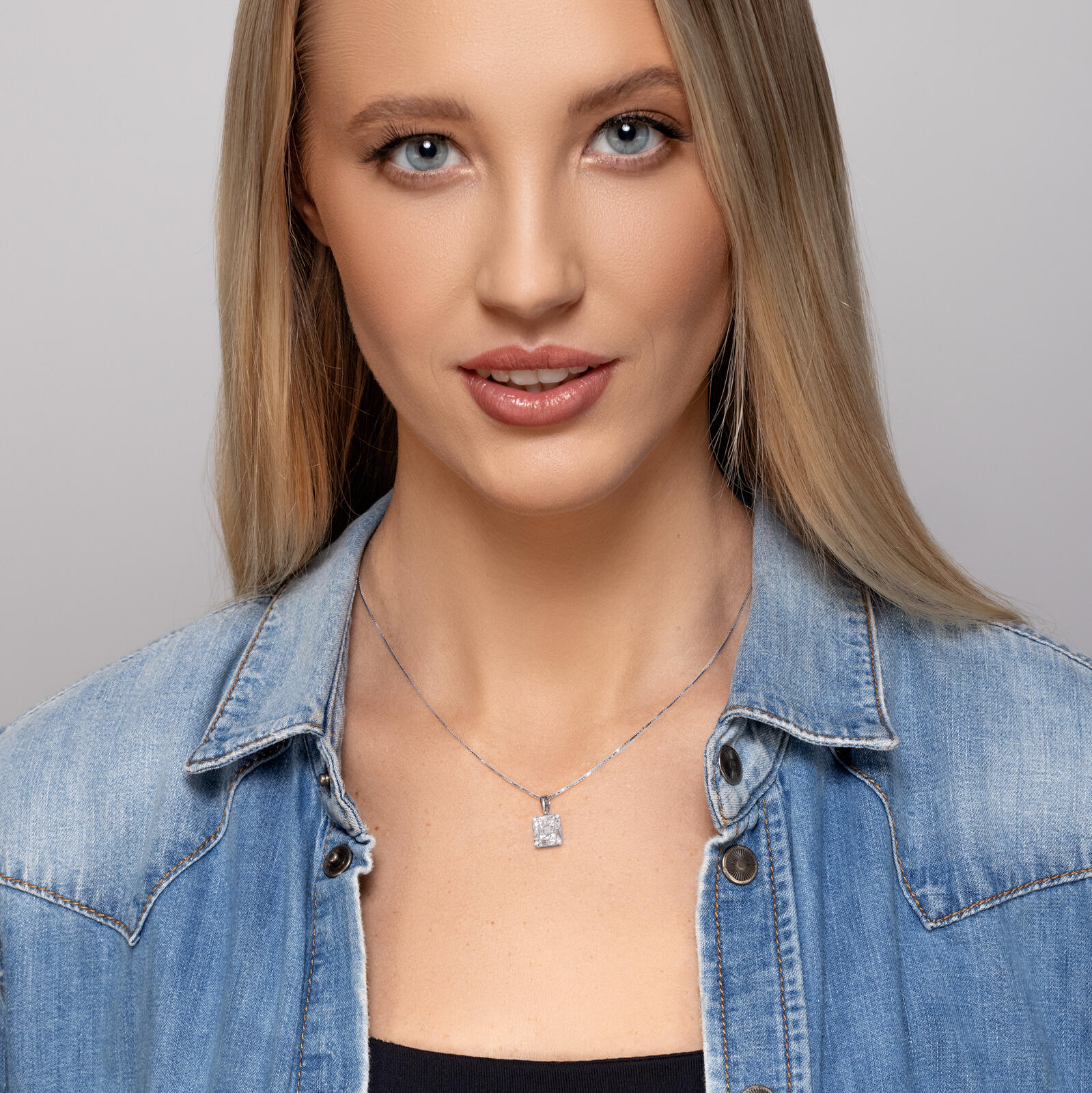 תליון יהלומי באגט