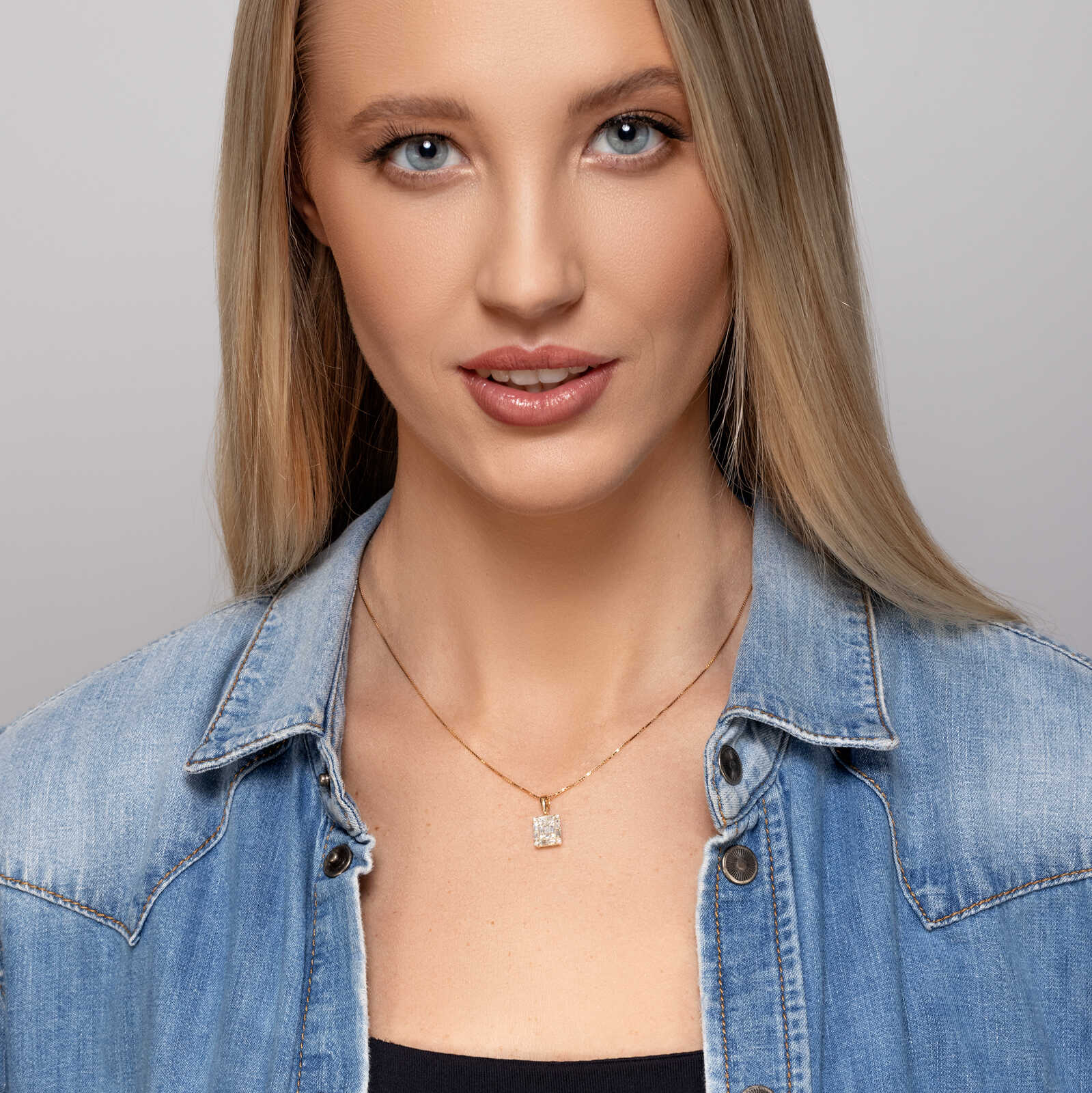 תליון יהלומי באגט