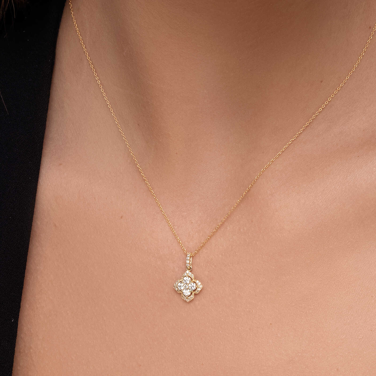 תליון יהלומי תלתן