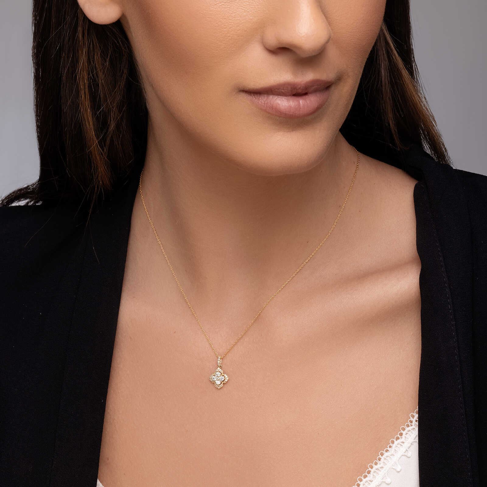 תליון יהלומי תלתן