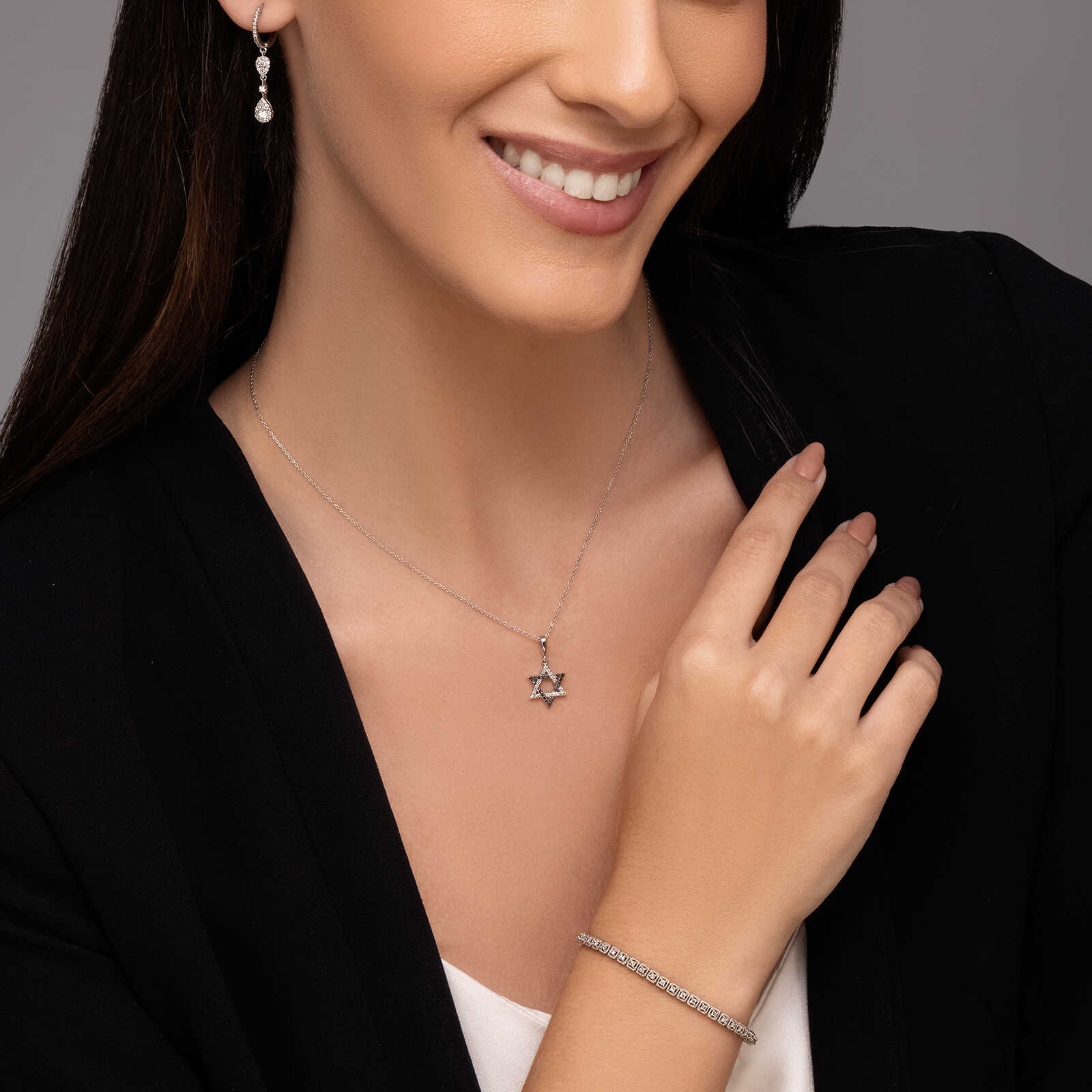 עגילי טיפות תלויות משובצים ביהלומים