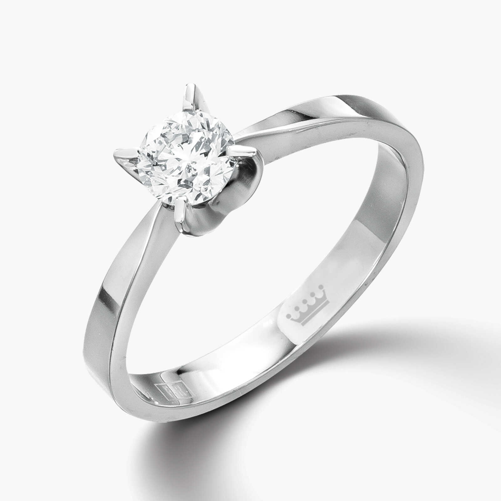 טבעת סוליטר משובצת יהלום