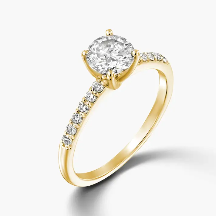 טבעת זהב סוליטר משובצת יהלום מרכזי מרשים