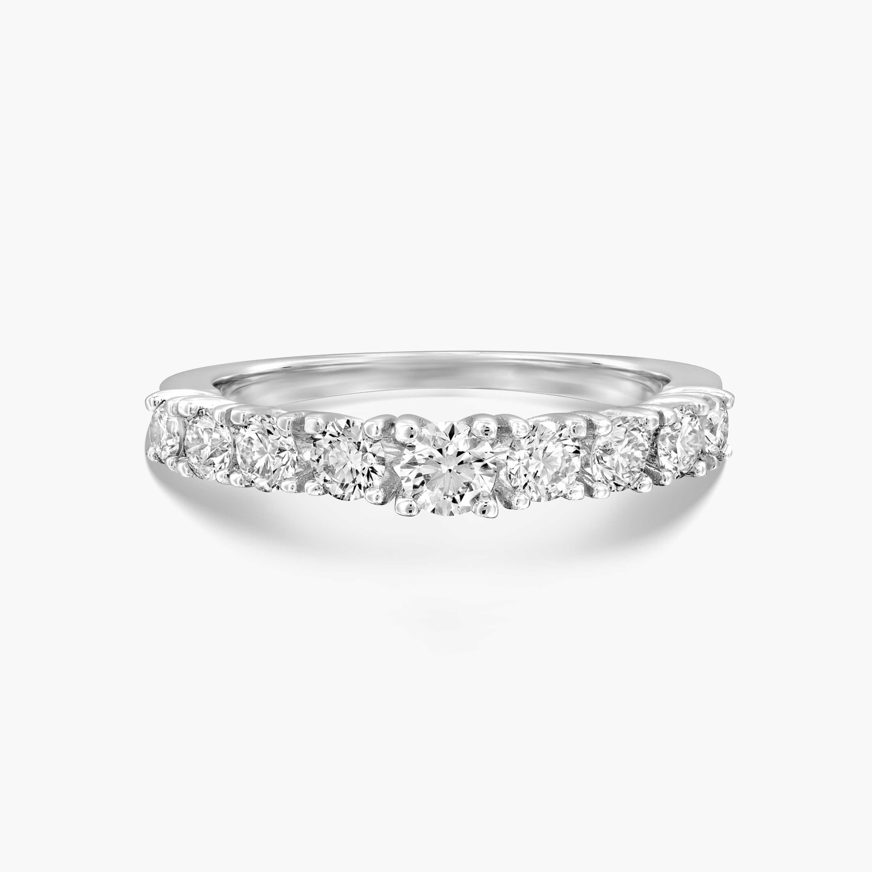 טבעת זהב משובצת  9 יהלומים