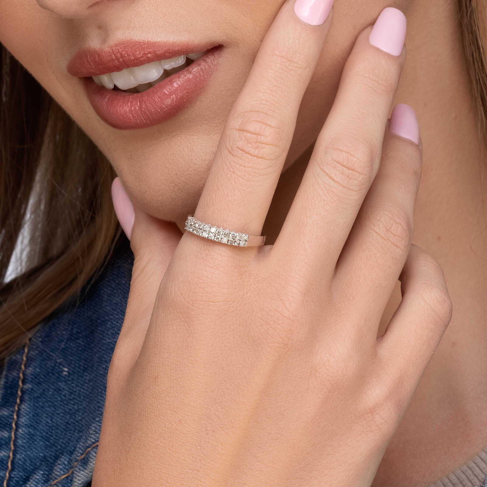 טבעת זהב משובצת 2 שורות יהלומים