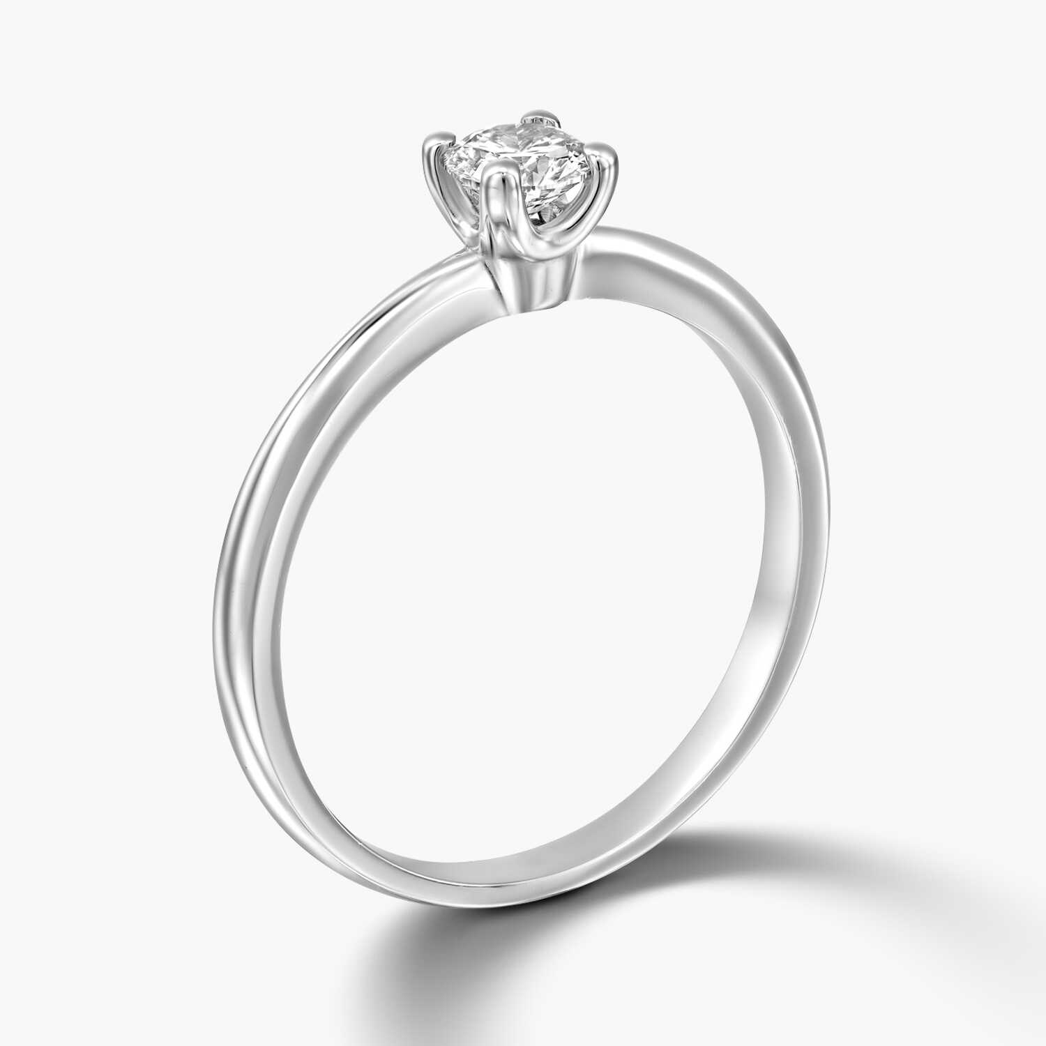 טבעת זהב סוליטר משובצת ביהלום מנצנץ וטבעי