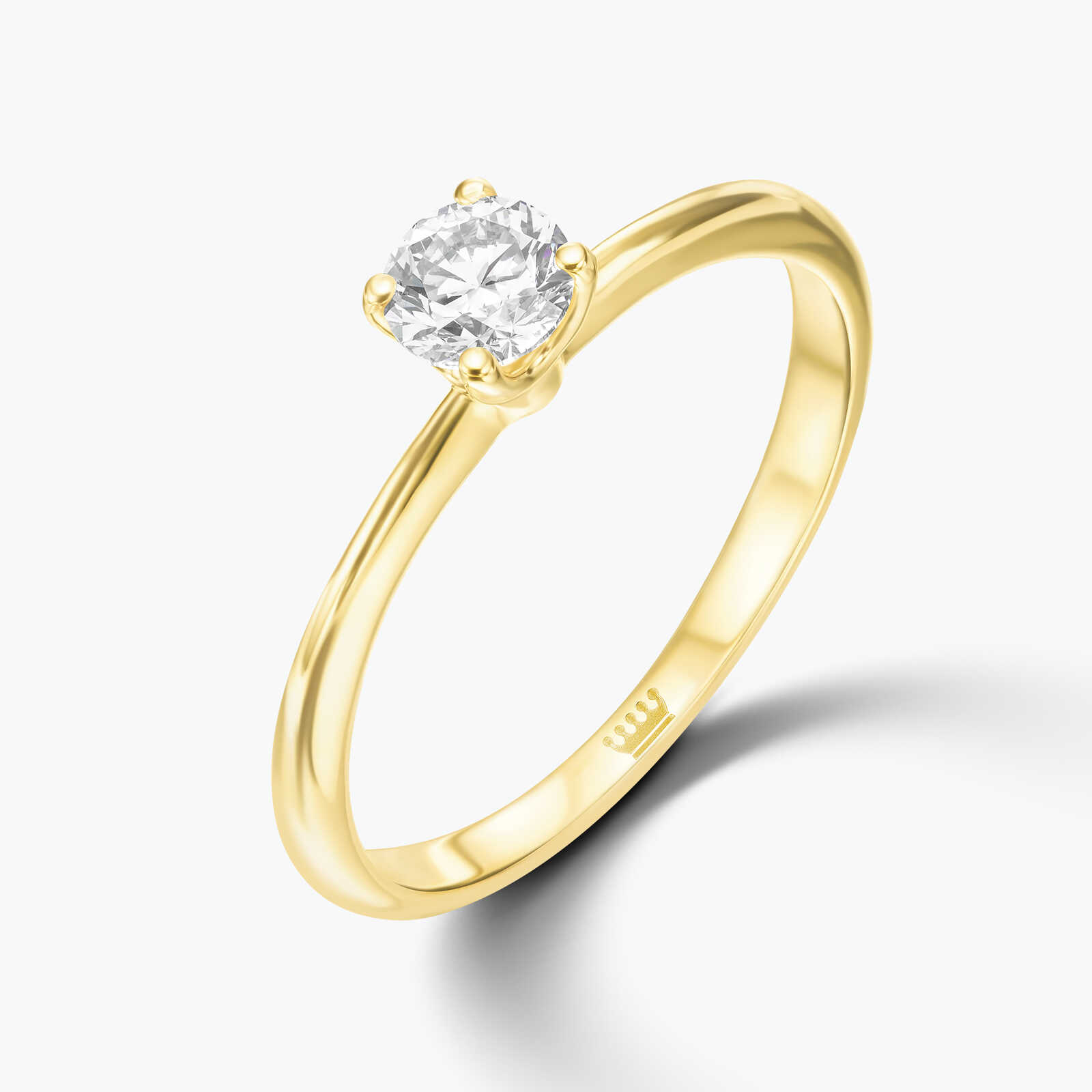 טבעת סוליטר משובצת יהלום טבעי ונוצץ