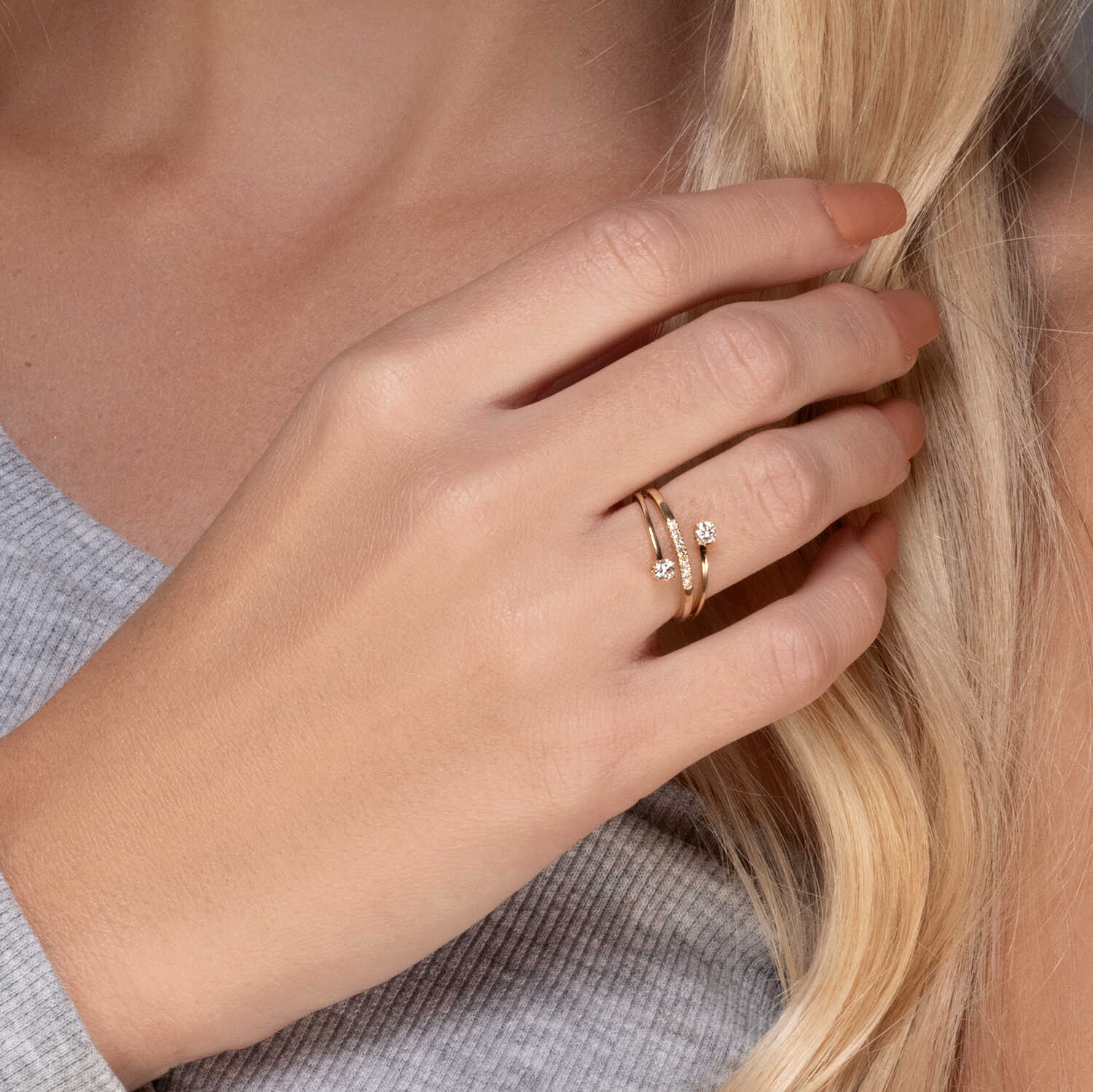 טבעת יהלום עם 2 זרועות