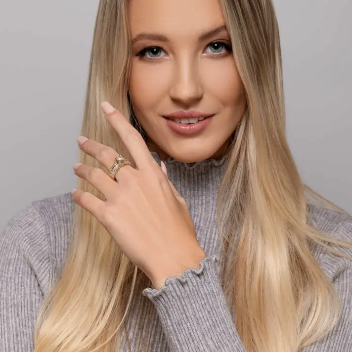 טבעת 131 היהלומים