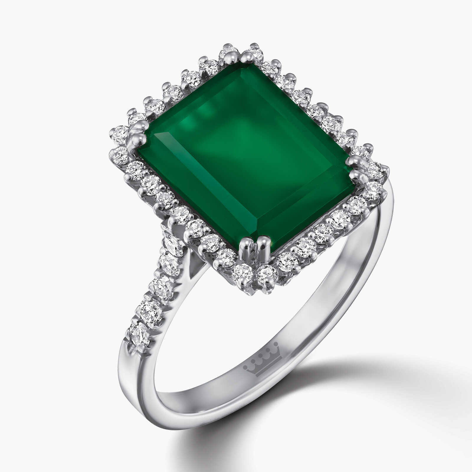 טבעת זהב משובצת אבן אגת מרובעת ויהלומים