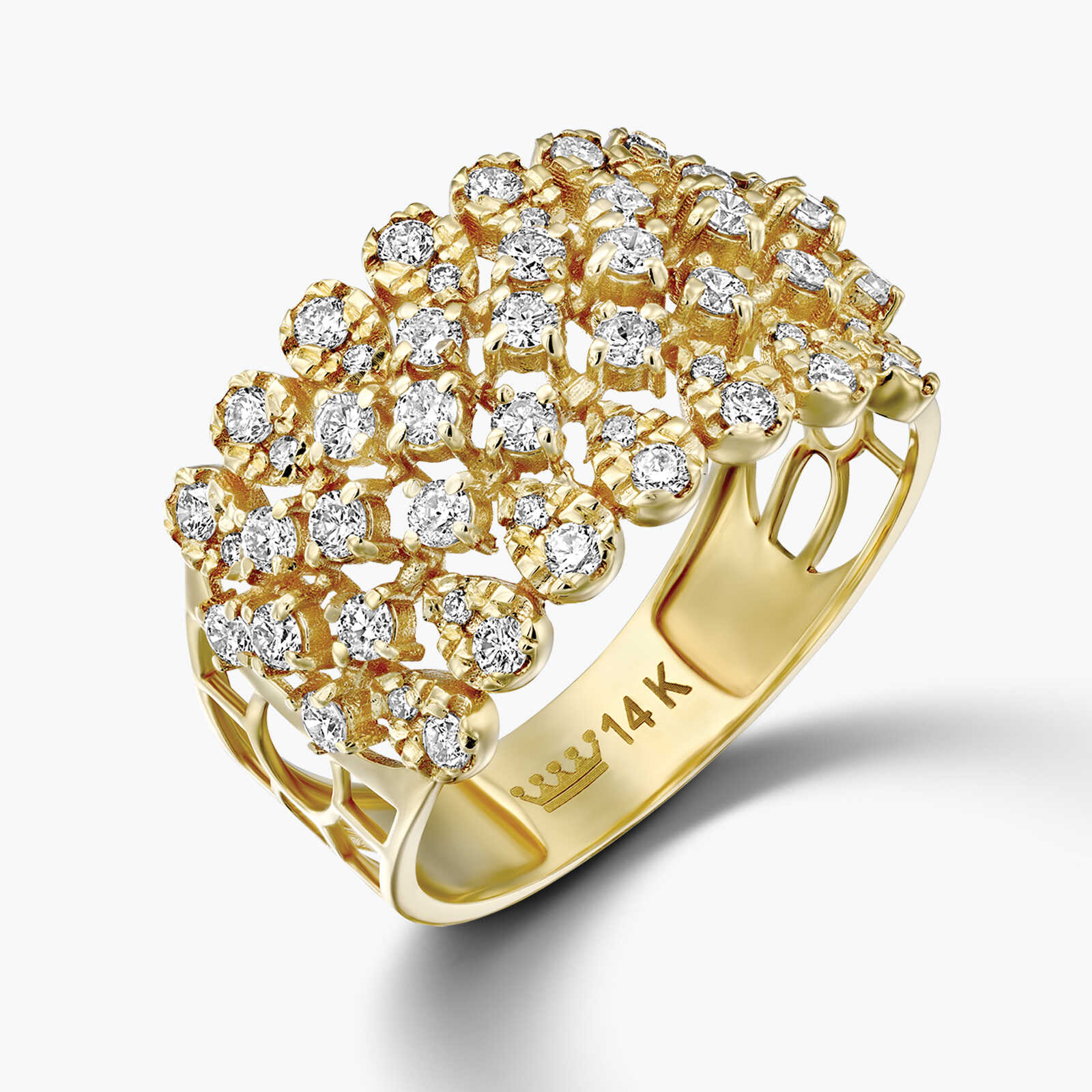 טבעת זהב משובצת 51 יהלומים