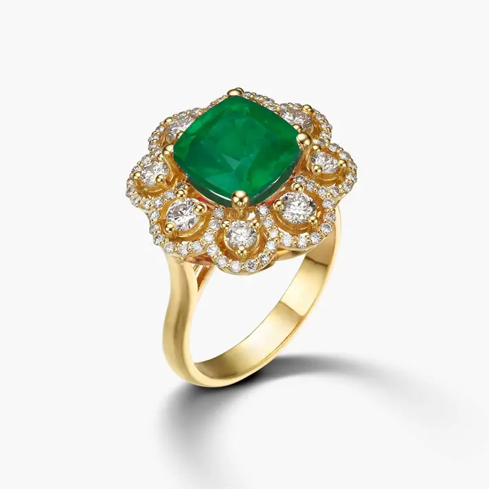 טבעת זהב משובצת אבן רובי גלס המוקפת פרח יהלומים