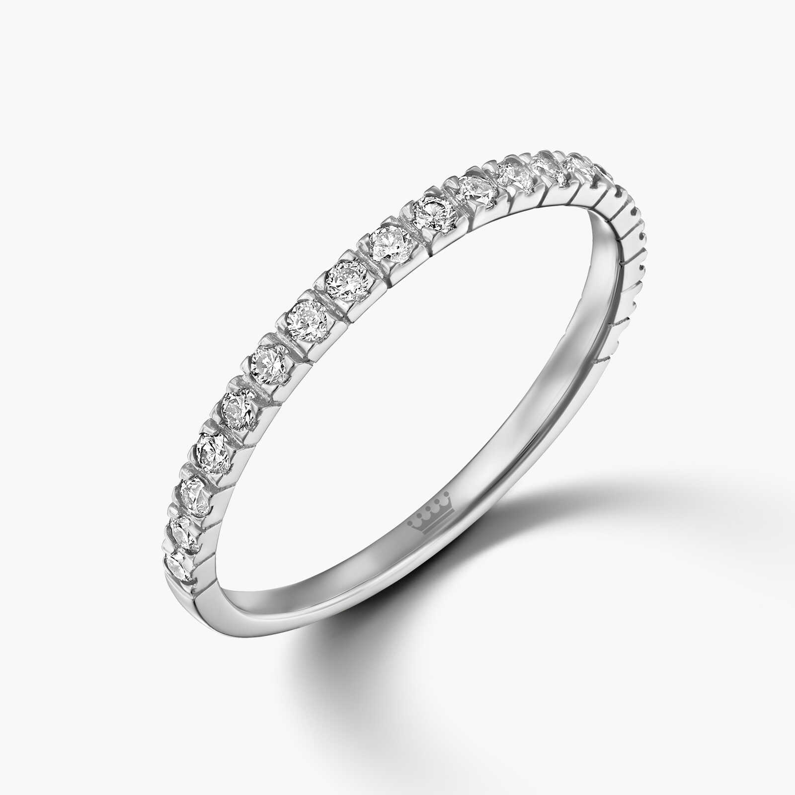 טבעת יהלומים חצי נישואין