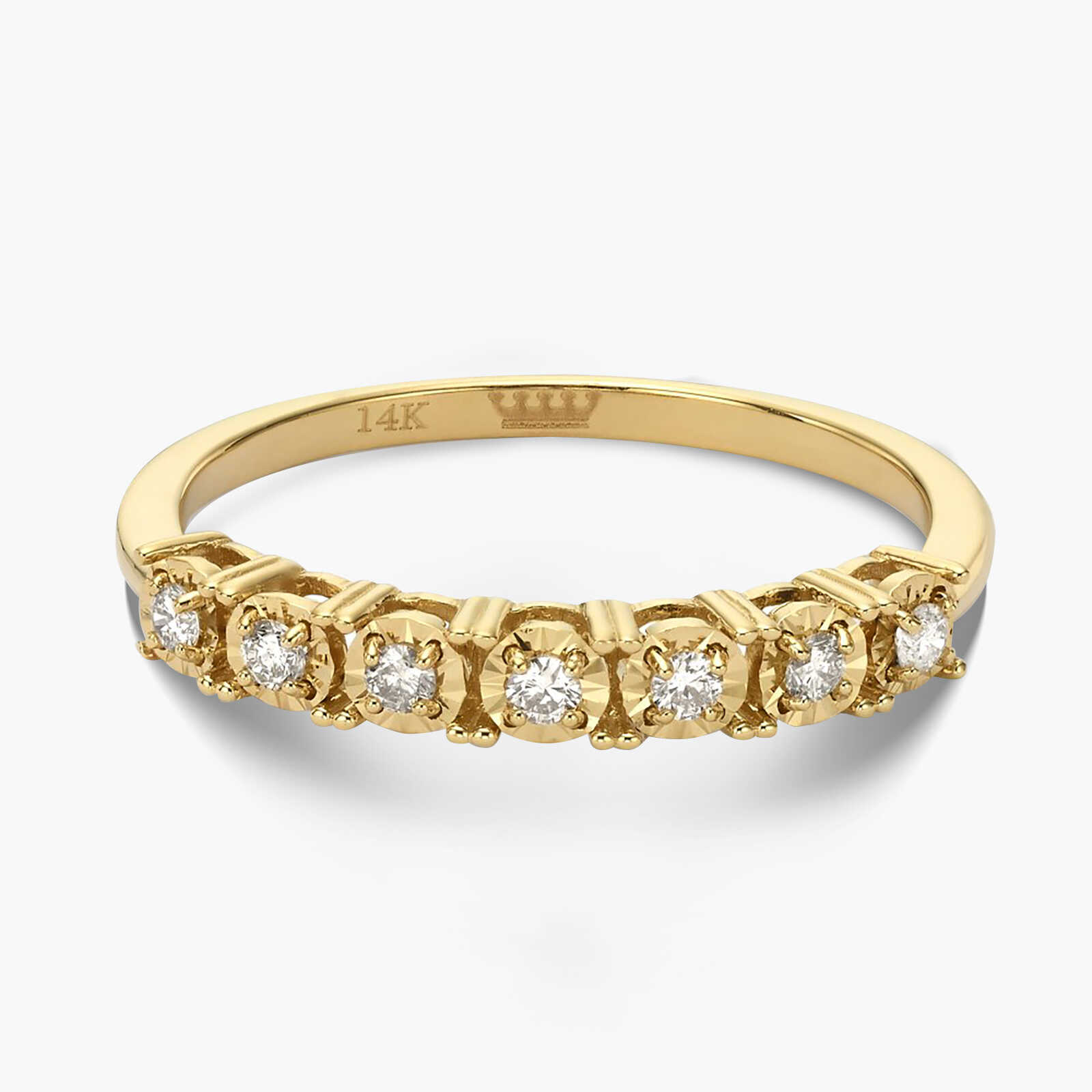 טבעת זהב משובצת ב 7 יהלומים